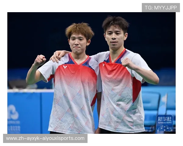 羽毛球双打队员 羽毛球双打队员